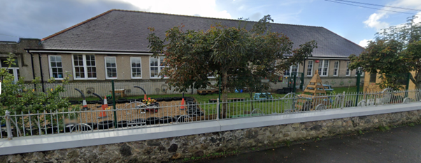 YSGOL LLANRUG CAERNARFON